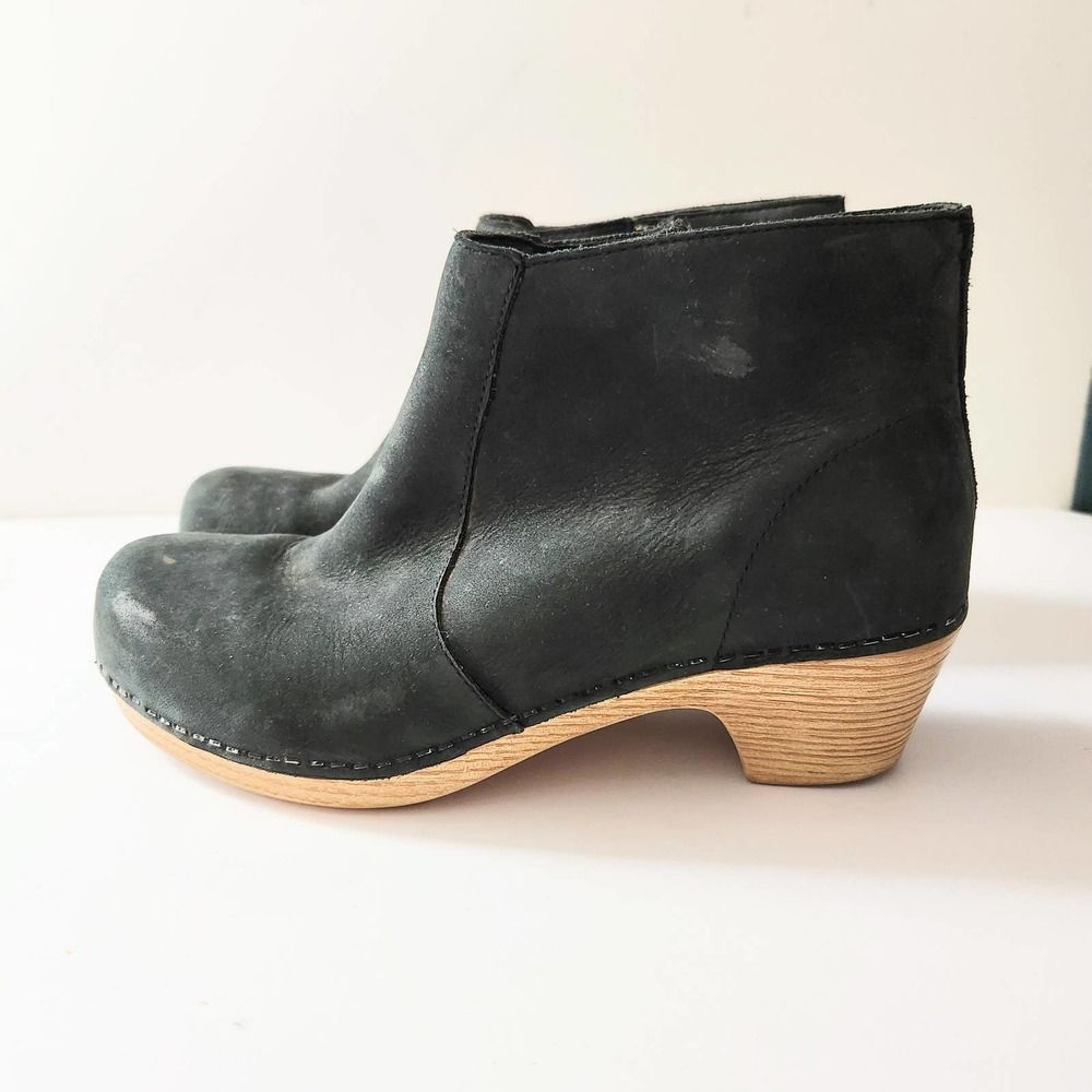 Dansko Black Leather Wooden Clog Booties EU37 ~ US 6.5-7